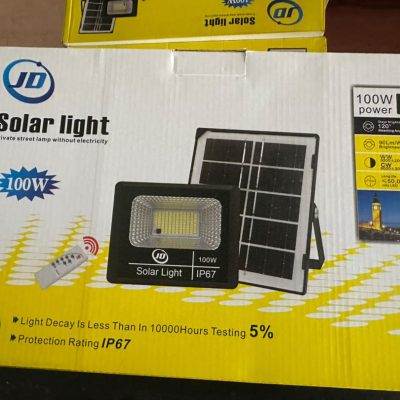 JD 100W Solar Street Light / Flood Lamp (IP67)